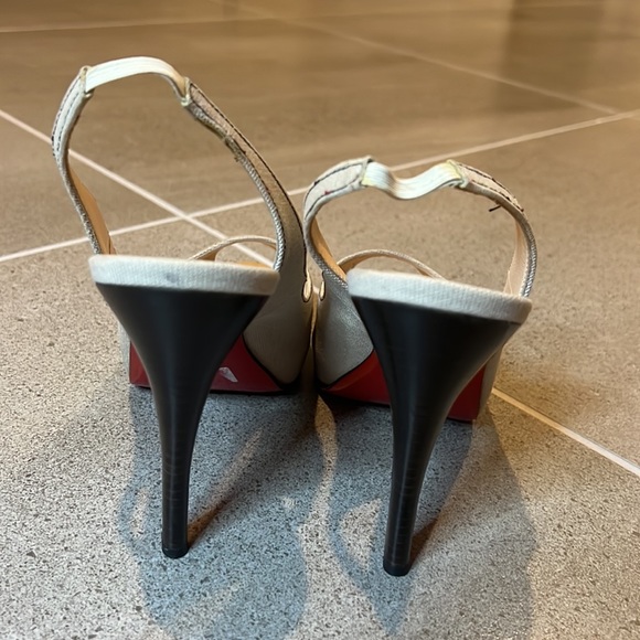 Preowned Christian Louboutin Canvas peep toe sandal 39.5EU - Picture 4 of 7